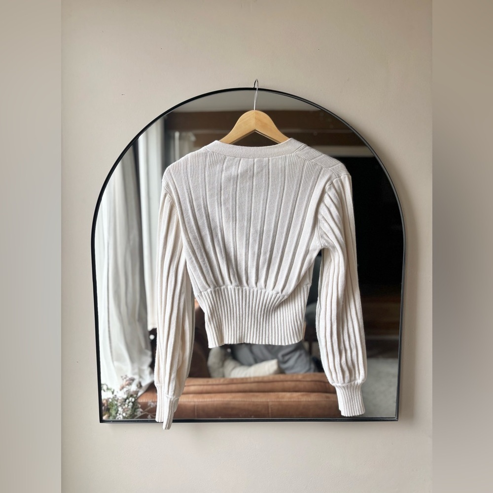 ARITZIA WILFRED | plunge front cardigan | size medium - Picture 3 of 3
